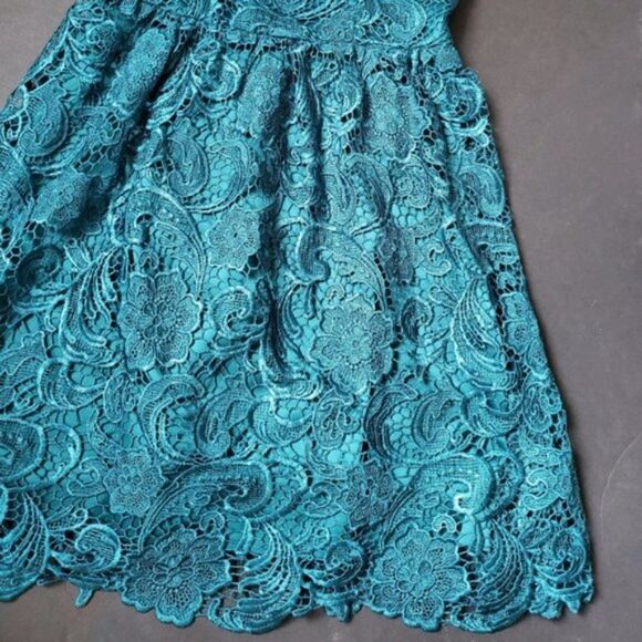 Adrianna Papell Green Lace Cocktail Dress - Picture 5 of 10